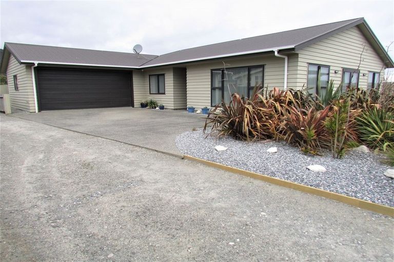 Photo of property in 78 Domett Esplanade, Cobden, Greymouth, 7802