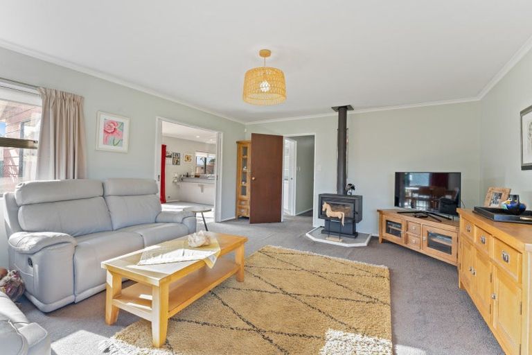 Photo of property in 15 Tudor Grove, Feilding, 4702