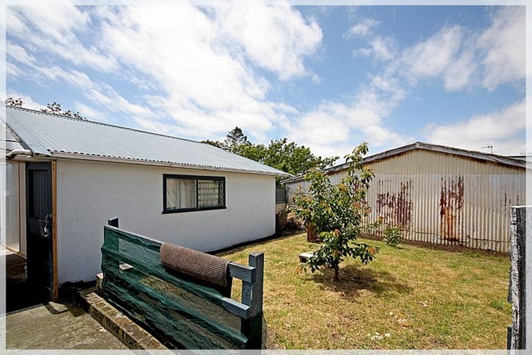 Photo of property in 4 Park Street, Foxton, 4814