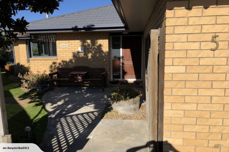 Photo of property in 5 Peel Close, Rolleston, 7614