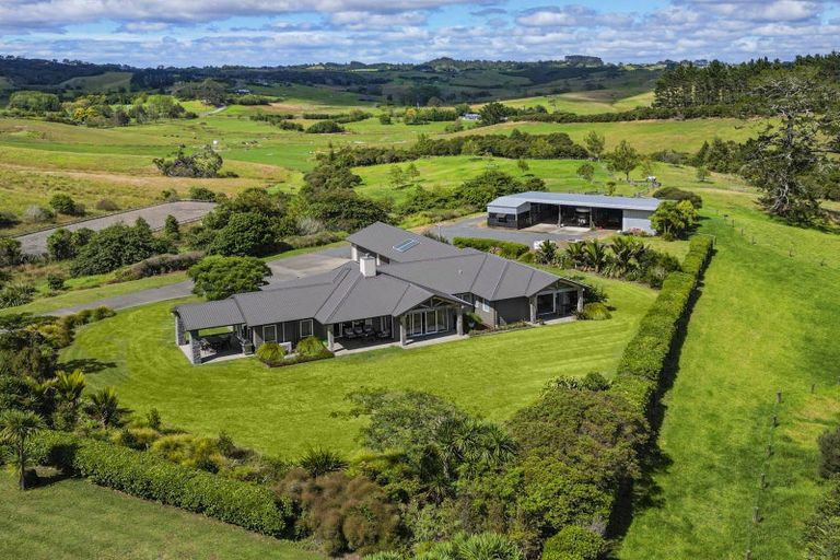 Photo of property in 263 Whitehills Road, Waitoki, Silverdale, 0994