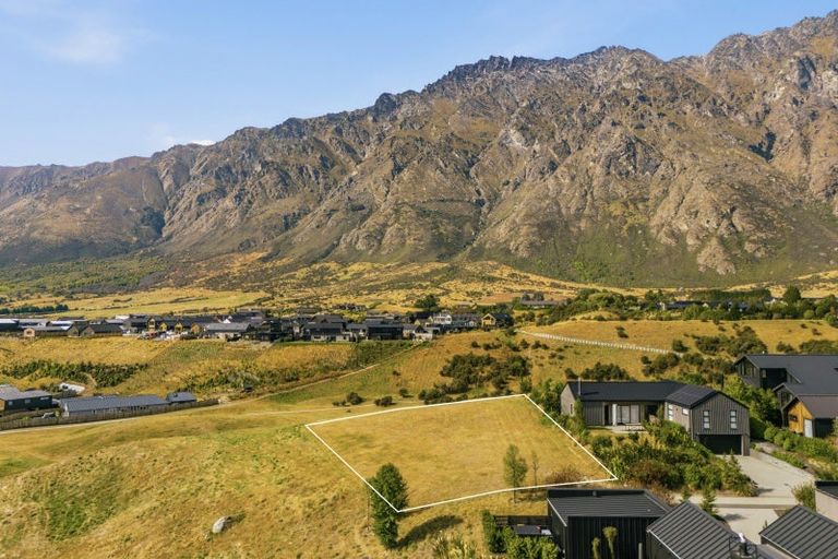Photo of property in 6 Wanderer Lane, Jacks Point, Queenstown, 9371
