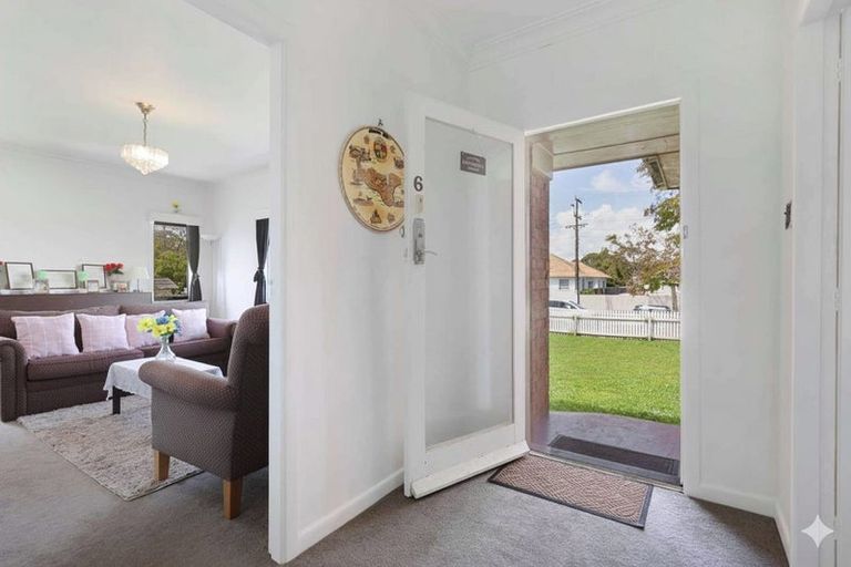Photo of property in 6 Frances Street, Manurewa, Auckland, 2102