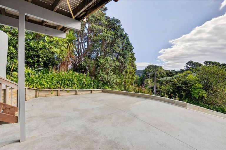 Photo of property in 11 Hillside Crescent, Leigh, 0985
