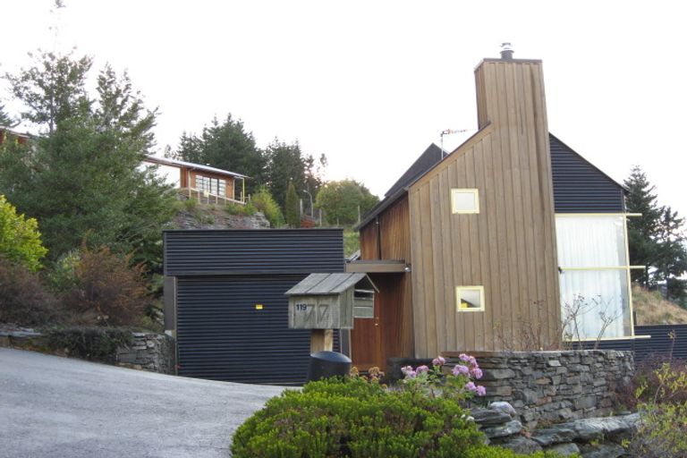 Photo of property in 11 Quartz Rise, Queenstown, 9300