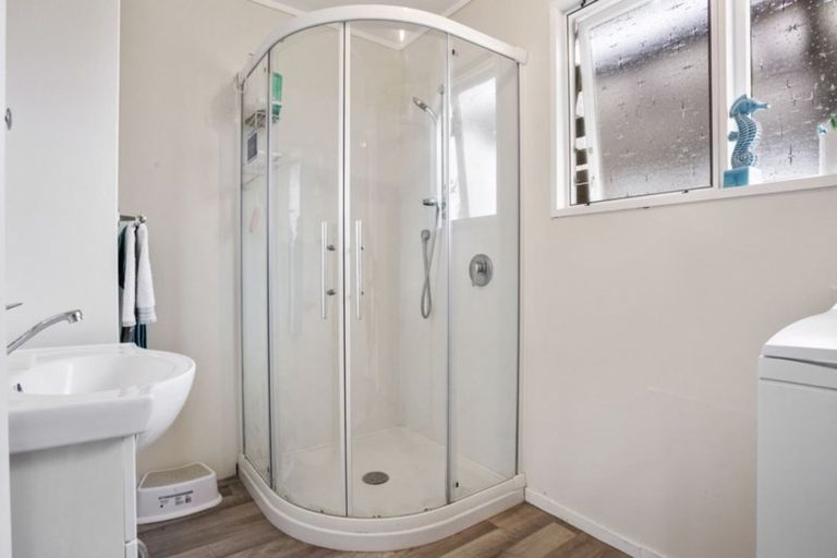 Photo of property in 5a Moewai Park Road, Whitianga, 3510