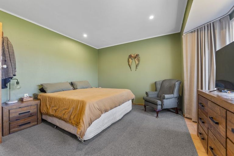 Photo of property in 18 Mccarthy Street, Hawera, 4610