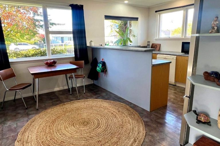 Photo of property in 35 Ormsby Street, Temuka, 7920