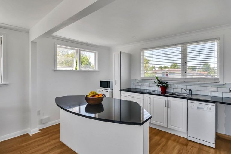 Photo of property in 5 Purnell Place, Marton, 4710