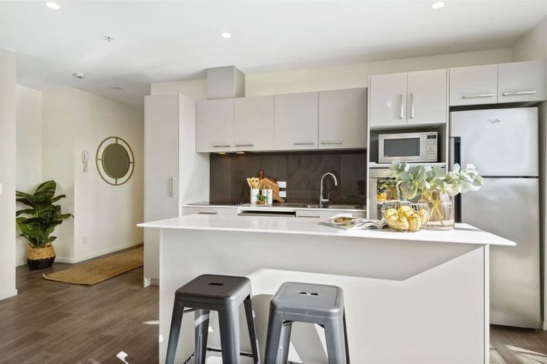 Photo of property in 102/160d Hobsonville Point Road, Hobsonville, Auckland, 0616