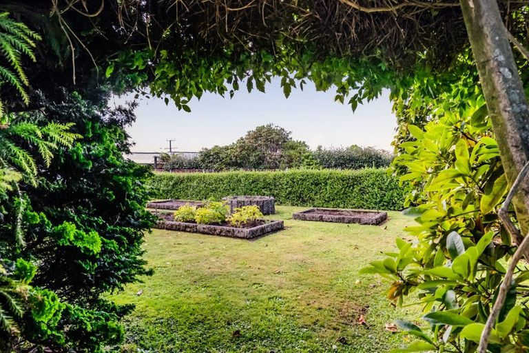 Photo of property in 37 Pembroke Road East, Stratford, 4332