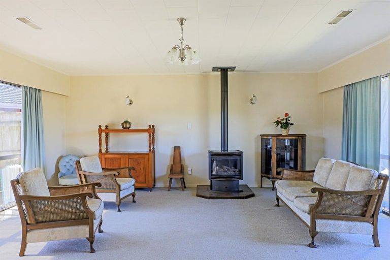 Photo of property in 23 Avondale Road, Taradale, Napier, 4112