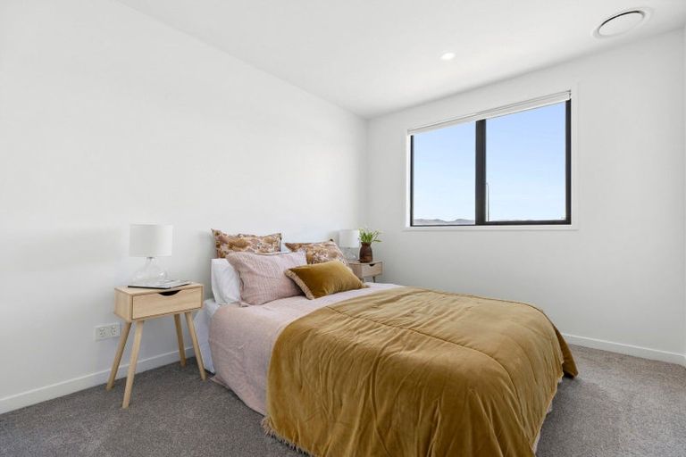 Photo of property in 14 Moonstone Street, Albert Town, 9305