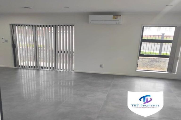 Photo of property in 17a Eddowes Street, Manurewa, Auckland, 2102