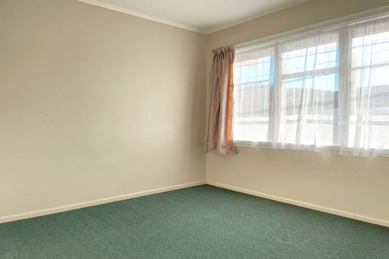 Photo of property in 35 Dunns Street, Silverstream, Upper Hutt, 5019