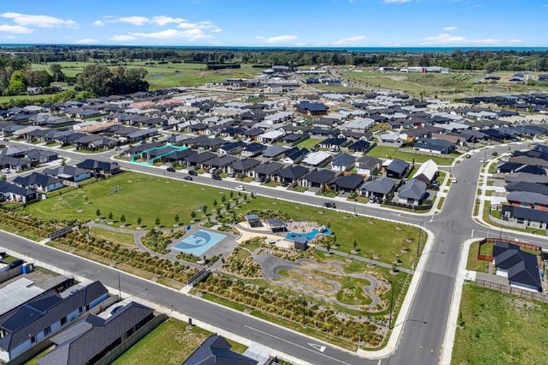 Photo of property in 74 Crossley Avenue, Woodend, 7610