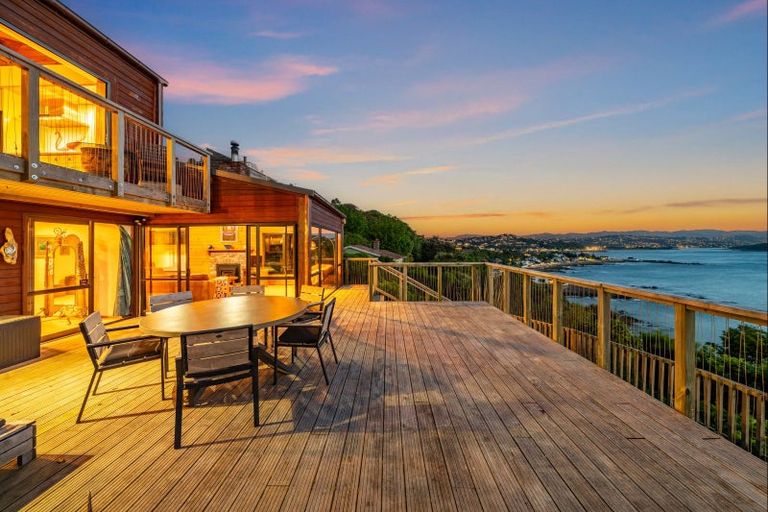Photo of property in 99 Motuhara Road, Plimmerton, Porirua, 5026