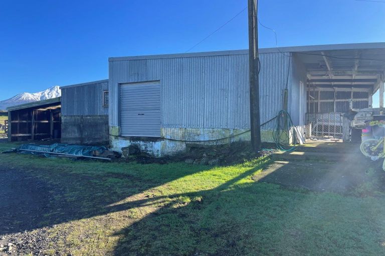 Photo of property in 406 Opunake Road, Cardiff, Stratford, 4391