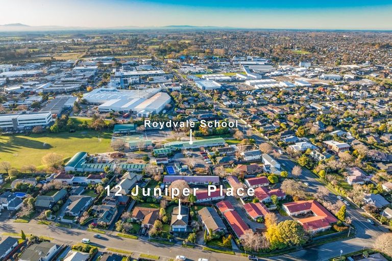 Photo of property in 12 Juniper Place, Burnside, Christchurch, 8053