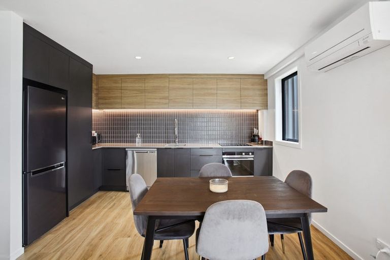 Photo of property in 3/2 Sioux Road, Hobsonville, Auckland, 0616