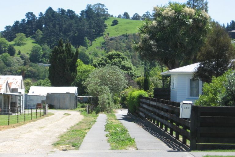 Photo of property in 130 De Lautour Road, Inner Kaiti, Gisborne, 4010