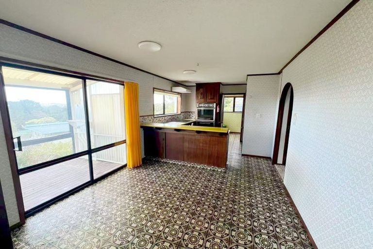 Photo of property in 56 Balmain Road, Chatswood, Auckland, 0626