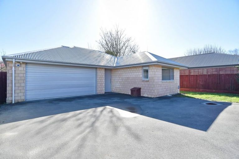 Photo of property in 679a Gloucester Street, Linwood, Christchurch, 8062