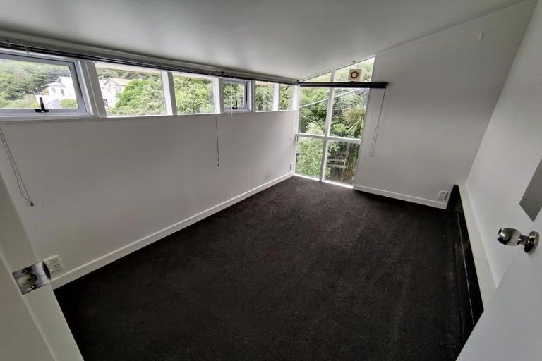 Photo of property in 57 Clarence Street, Brooklyn, Wellington, 6021