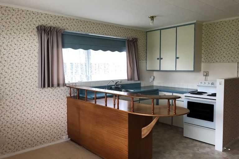 Photo of property in 31 Kapanui Road, Waikanae, 5036