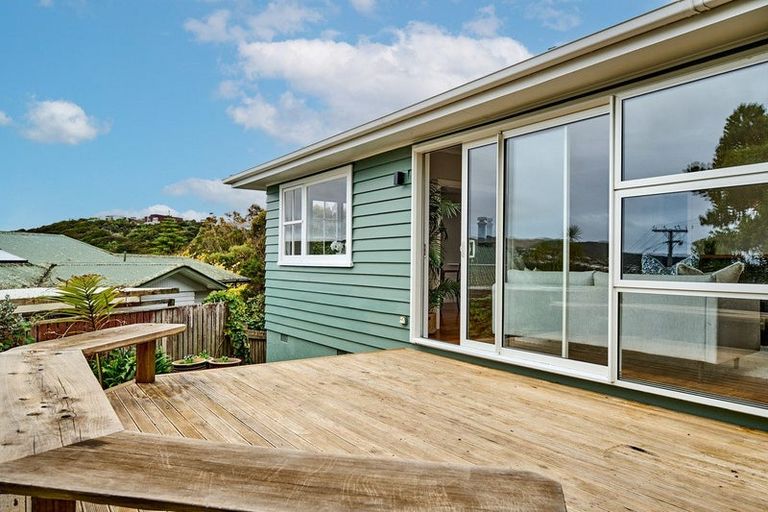 Photo of property in 14 Taupo Crescent, Plimmerton, Porirua, 5026
