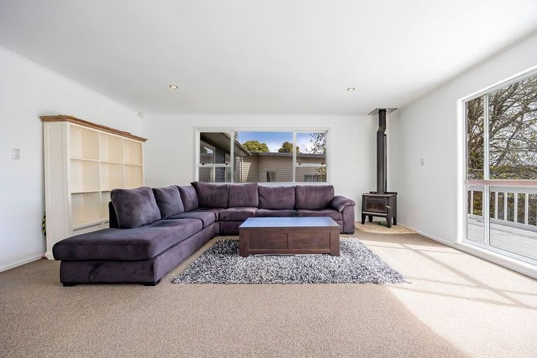 Photo of property in 9a Mackwood Place, Birkdale, Auckland, 0626