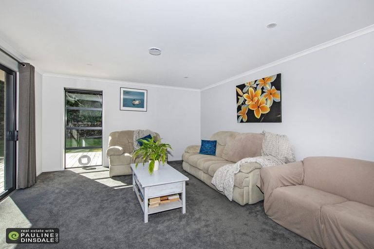 Photo of property in 9 Sycamore Drive, Te Kamo, Whangarei, 0112