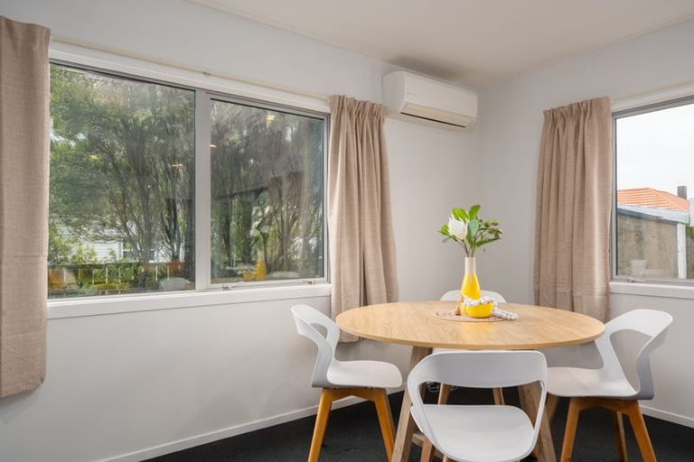 Photo of property in 7a Mclellan Street, Tawa, Wellington, 5028