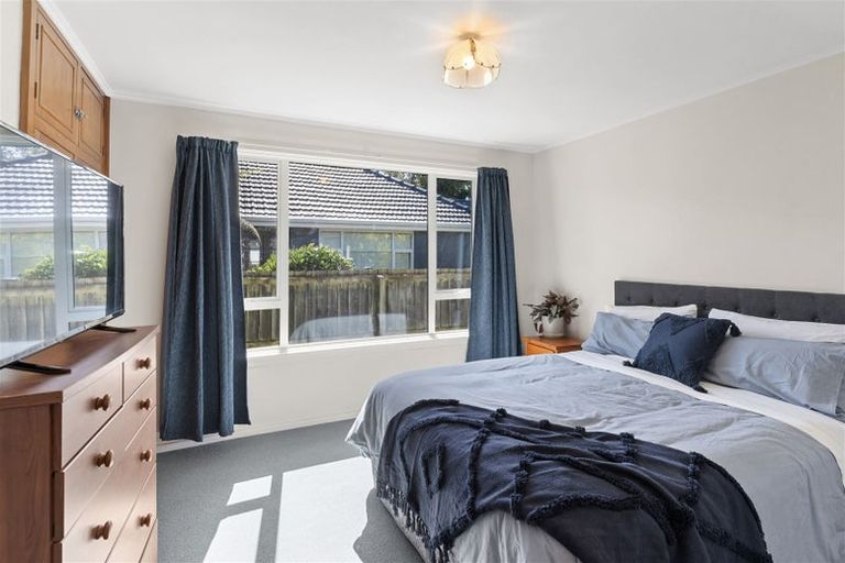 Photo of property in 28 Evesham Crescent, Spreydon, Christchurch, 8024