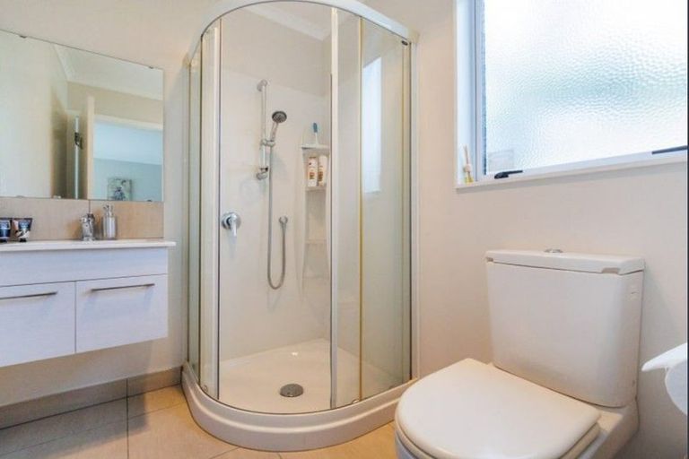 Photo of property in 10 Galea Grove, Kelvin Grove, Palmerston North, 4414