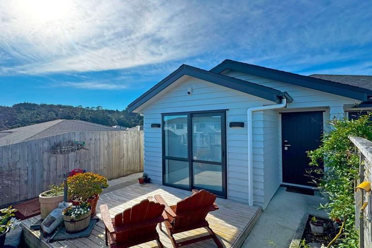 Photo of property in 76 Accolage Boulevard, Kumeu, 0810
