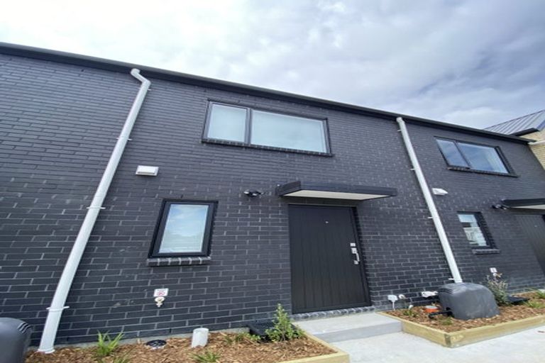 Photo of property in 23/125b Metcalfe Road, Ranui, Auckland, 0612