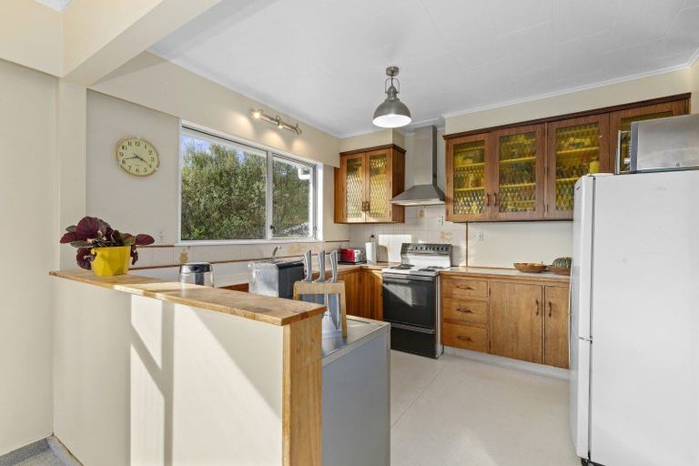 Photo of property in 26 Dalton Grove, Stokes Valley, Lower Hutt, 5019