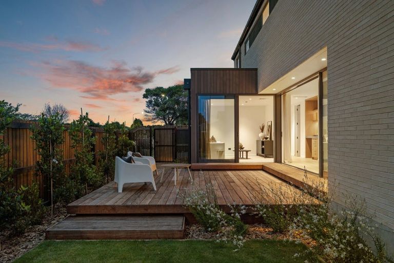 Photo of property in 152 Idris Road, Strowan, Christchurch, 8052