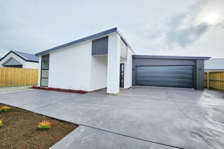 Photo of property in 10 Dynes Road, Rolleston, 7615