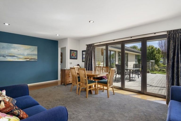Photo of property in 136 Parkers Road, Tahunanui, Nelson, 7011