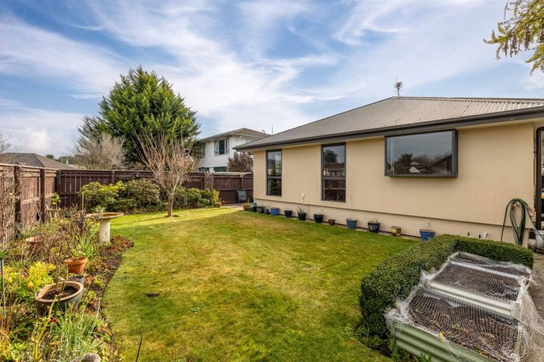 Photo of property in 22 Ingrid Street, Parklands, Christchurch, 8083