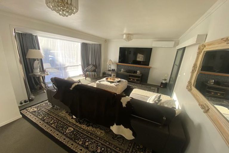 Photo of property in 102 Browning Street, Leamington, Cambridge, 3432