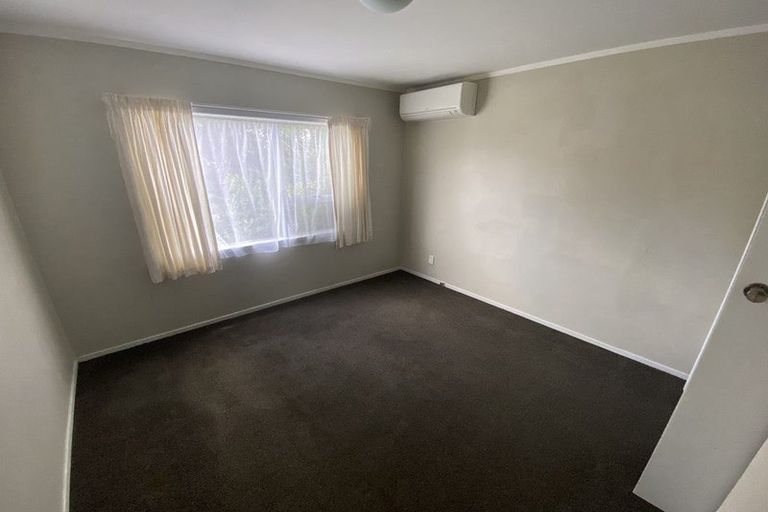 Photo of property in 1/92 Kenderdine Road, Papatoetoe, Auckland, 2025