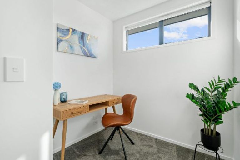 Photo of property in 24 Mohua Lane, Upper Riccarton, Christchurch, 8041