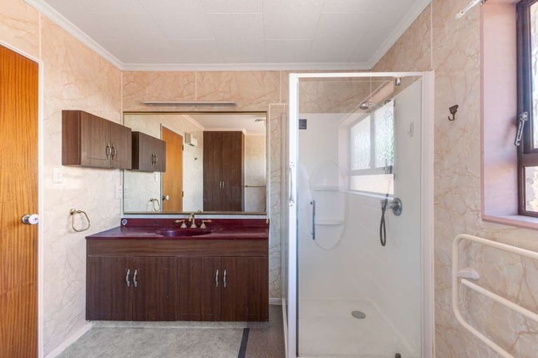 Photo of property in 5/481 Saint Aubyn Street, Moturoa, New Plymouth, 4310