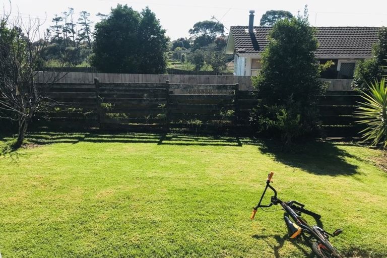 Photo of property in 5/85 Edmonton Road, Henderson, Auckland, 0612