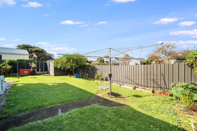 Photo of property in 3/55 Tuhikaramea Road, Dinsdale, Hamilton, 3204