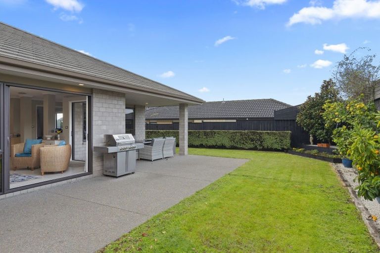 Photo of property in 67 Ina Ville Drive, Pukekohe, 2120
