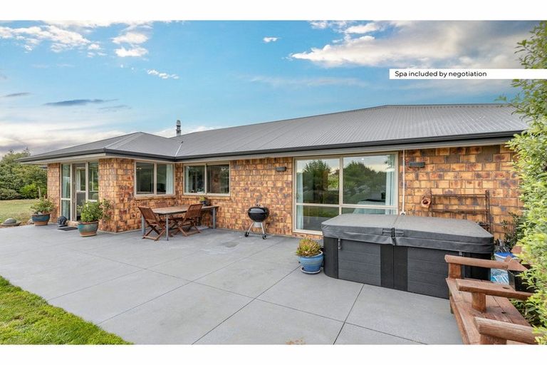 Photo of property in 17 Mclean Drive, Leithfield, Amberley, 7481